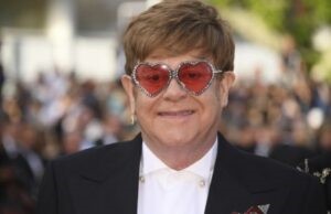 EltonIm.jpg (13 KB)