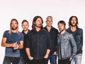 Foo Fighters.jpg (18 KB)