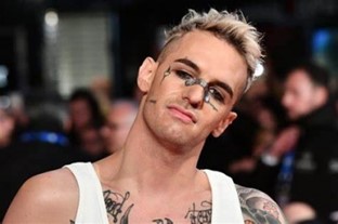  Achille Lauro.jpg (16 KB)